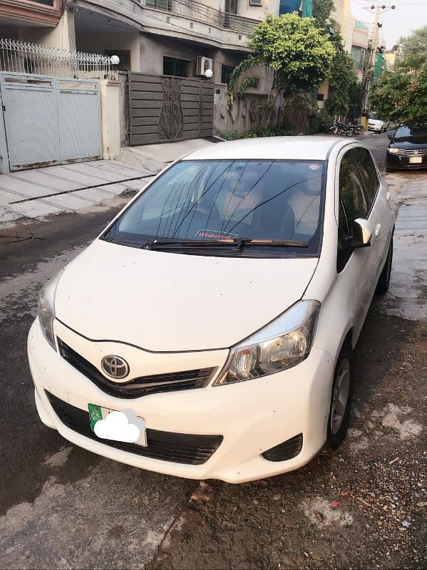 Toyota Vitz 2011 Model 3