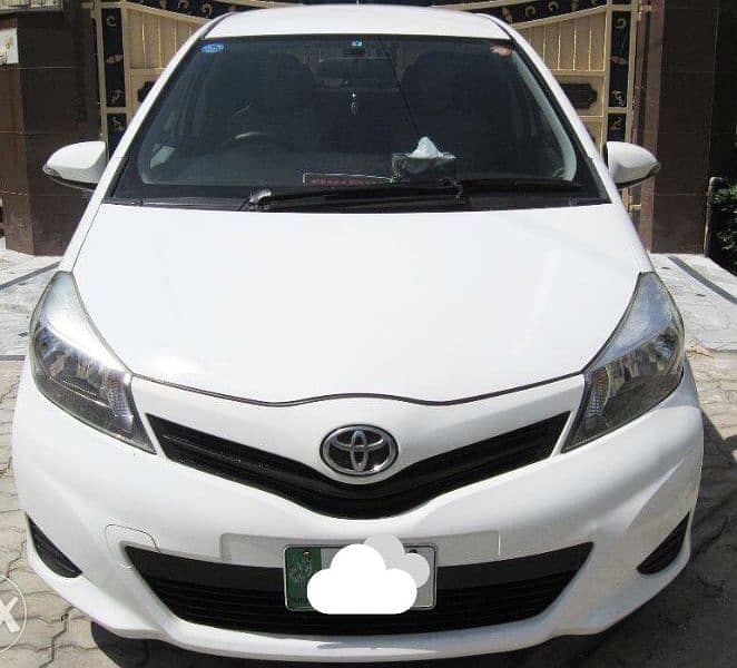 Toyota Vitz 2011 Model 4