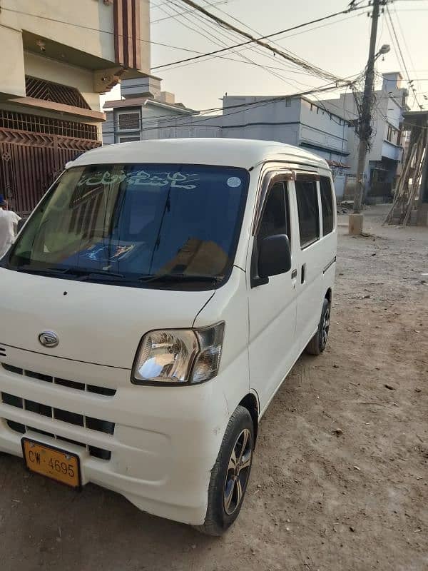 Daihatsu Hijet 2017 1