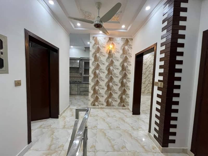 5 Marla Luxary House Available for Sale Bahria Nasheman Lahore 7