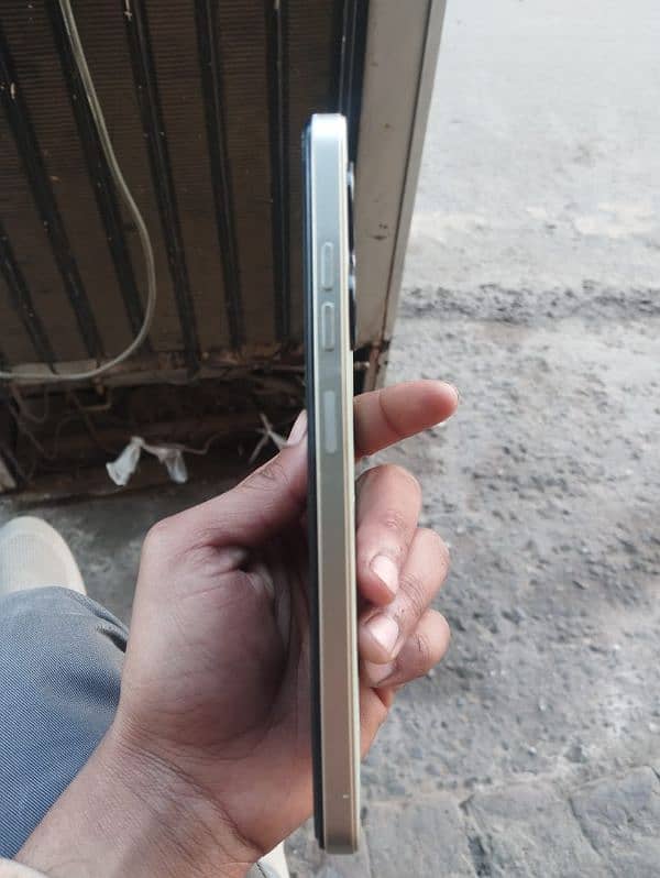 Tecno spark go 2024 10/10 condition 4