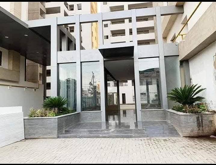 Ideal 1100 Square Feet Flat Available In Goldline Royal Apartments, Karachi 0