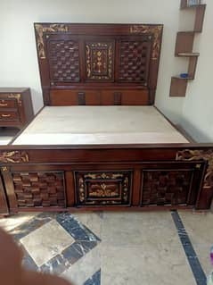 Pure Thali wooden bed with side tables