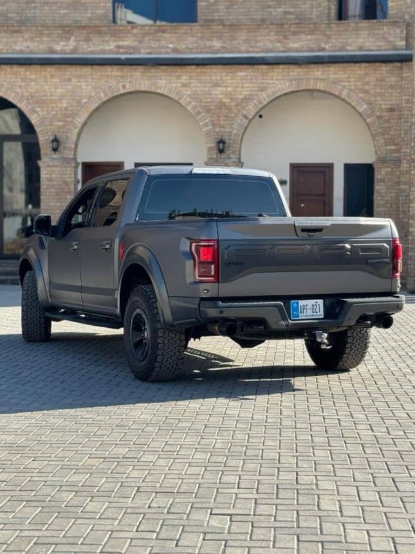 Ford Raptor 2018 5