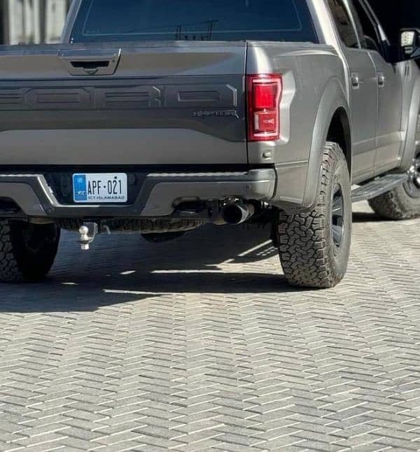 Ford Raptor 2018 6