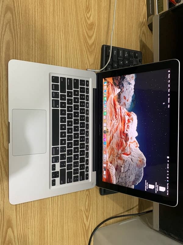 Macbook Pro 13inch Early 2011 0