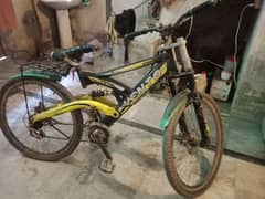 SELLING ORIGINAL VENTO CYCLE.