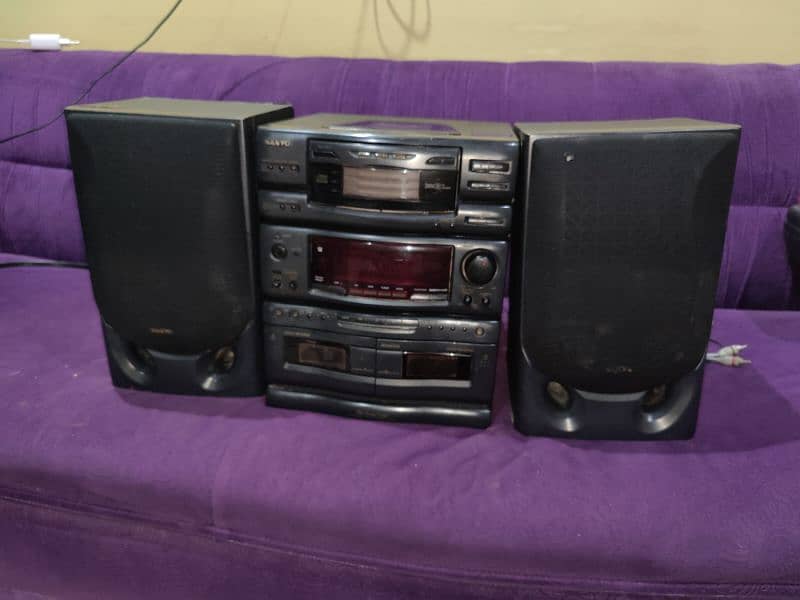 sanyo heavy bass sound system better than pioneer sony Kenwood etc 2