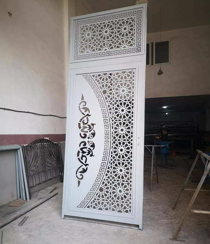 Cnc Work/Main Gate/Cnc Doors/Round Stairs/Sliding Windows/Laser Grill 17