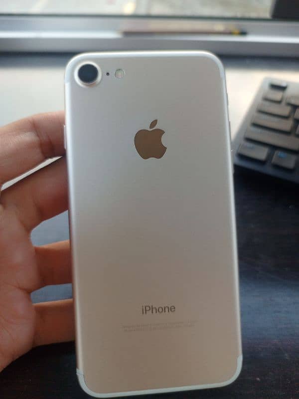 Iphone 7 Official pta approved 128Gb 5