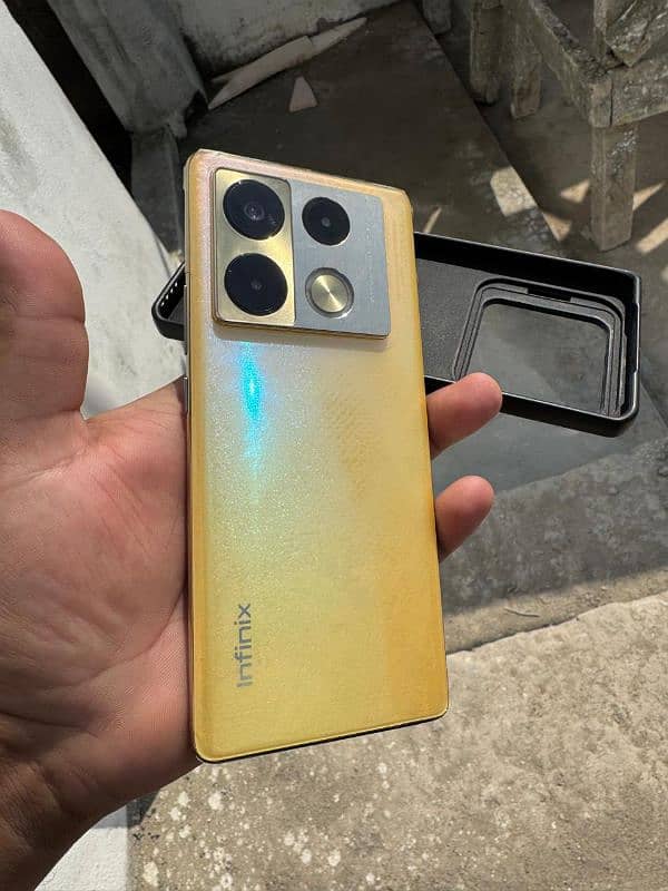 infinix note 40 pro 12 gb ram 256 gb storage 2