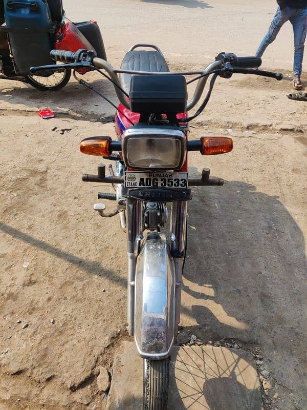 bike OK hy koi kam nhi honey wala 03270055989 per call kr len 4