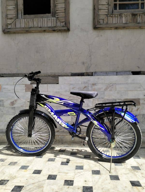 cycle in blue colour 0