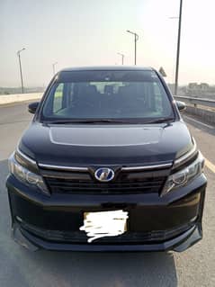 Toyota Voxy X 2015 Automatic