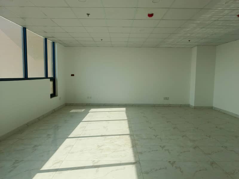 Prime Office Space at Grand Square Mall Gulberg. 10