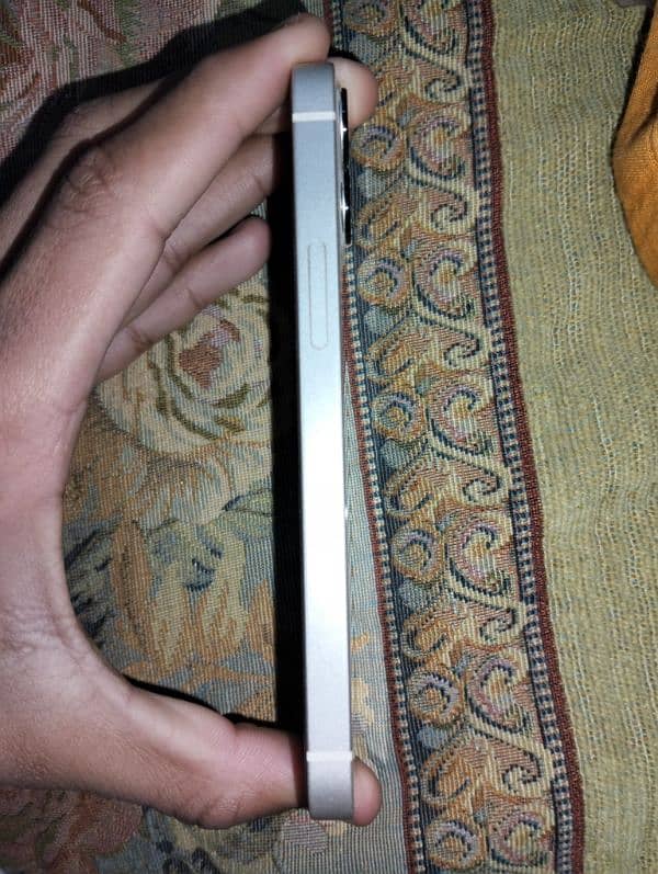 I PHONE 12 MINI IN MINT CONDITION 2