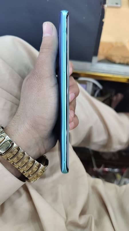 one plus 8 pro full okay 2