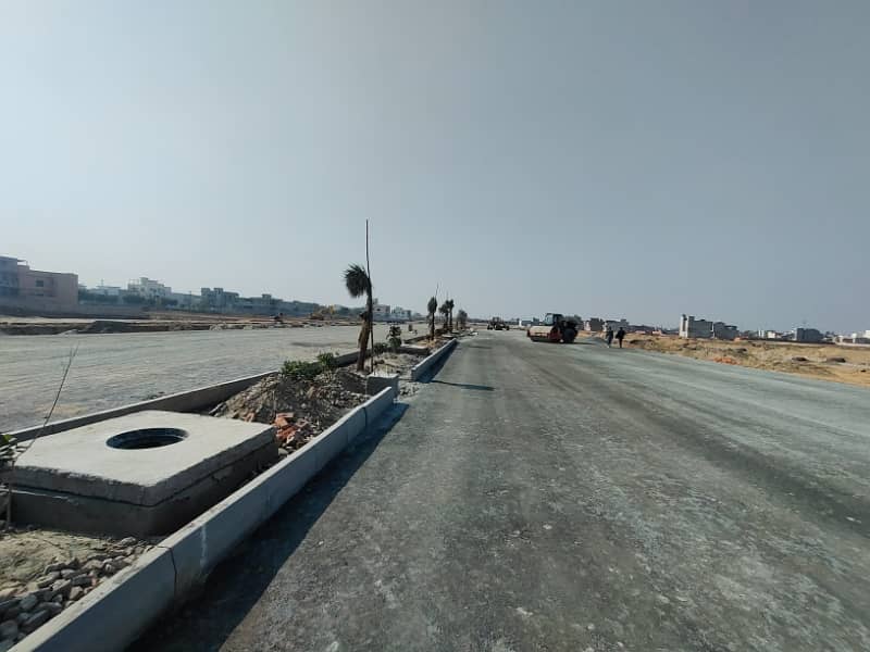 5 Marla Plot For Sale In Pine Enclave Lahore 2