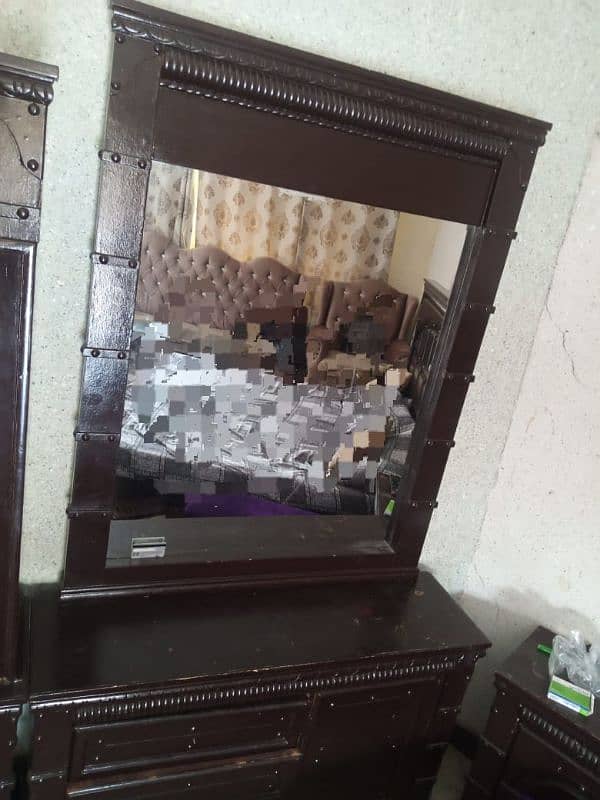 Used Furniture & Almari for Sale – Achhi Condition Mein 9