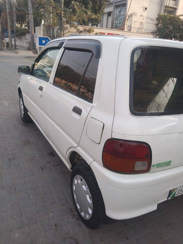 Daihatsu Cuore 2008 3