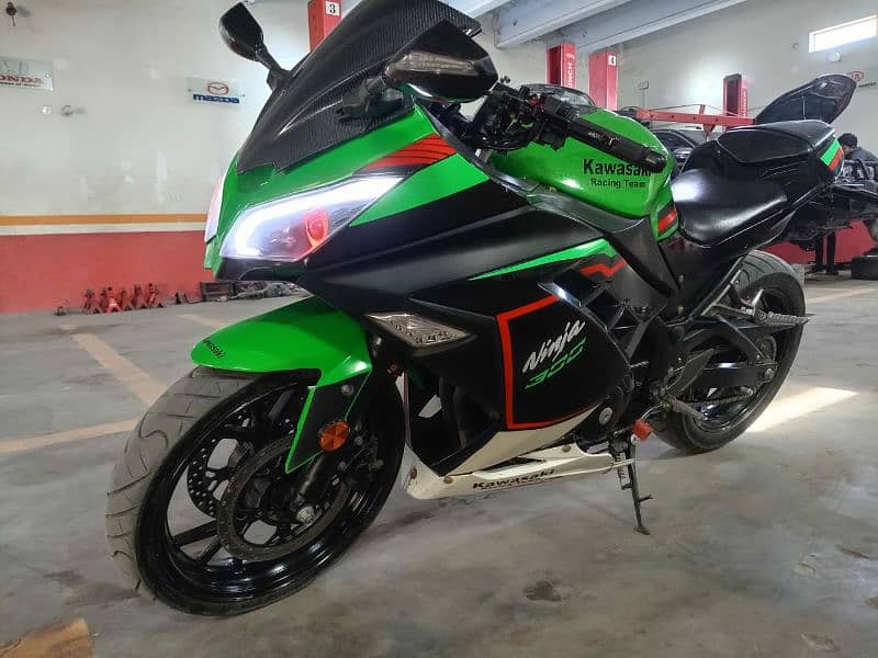 Kawasaki Ninja 350cc. Dual Cylinder (KRT Edition) 0