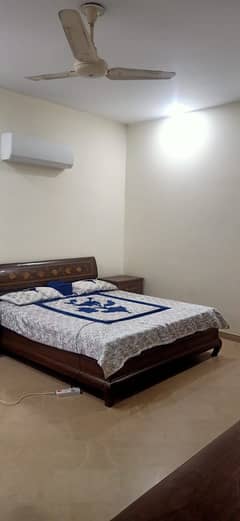 3 Beds 1 Kanal Upper Portion Prime Location for Rent in DHA Phase 5 Lahore.