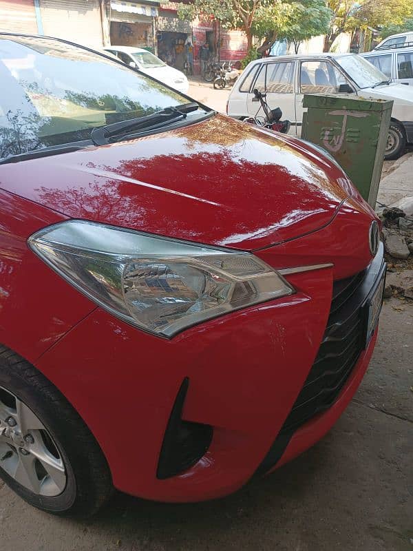 Toyota Vitz 2017 1