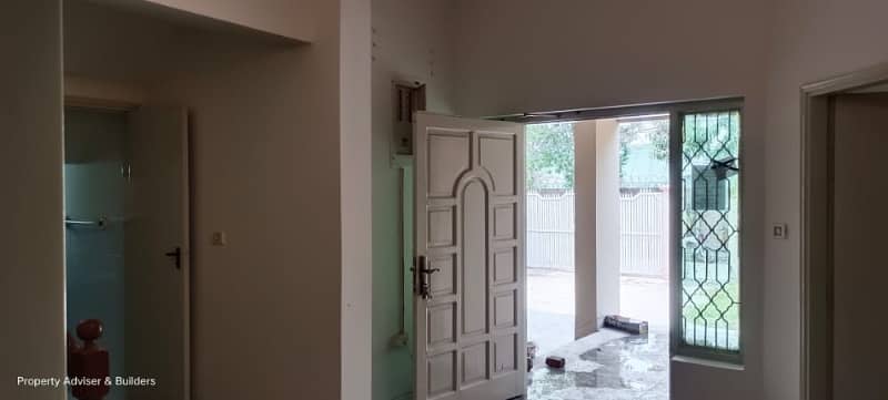 1-Kanal house Available For Sale In Askari-9, Lahore Cantt 19