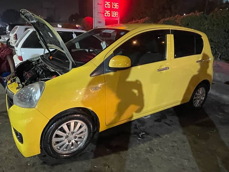 Daihatsu Mira 2015 2