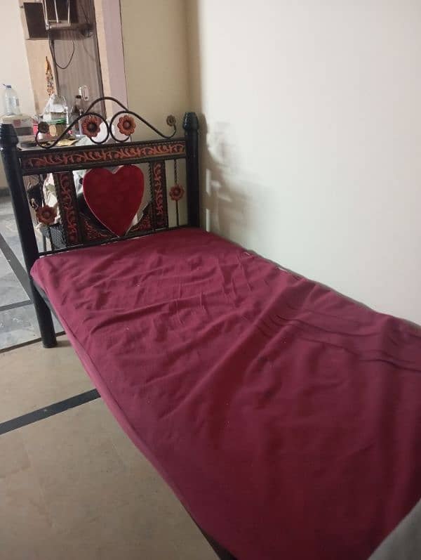 double bed and single bed 2