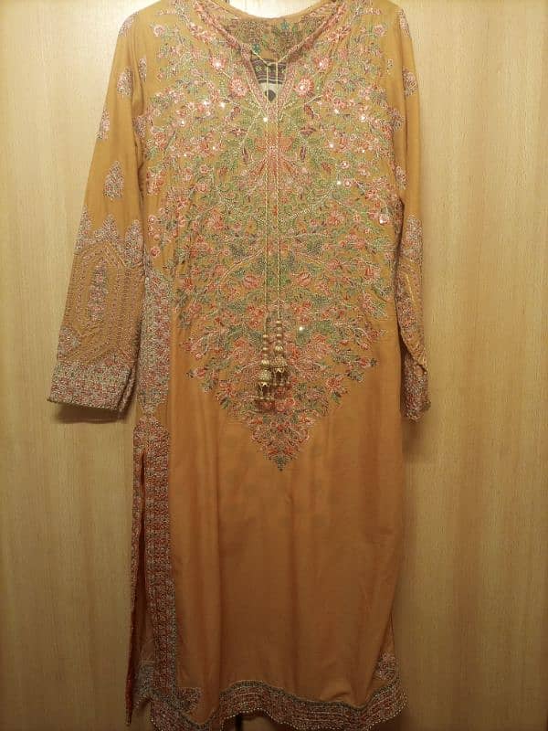 ready to wear embroided lawn 3 piece dress 0