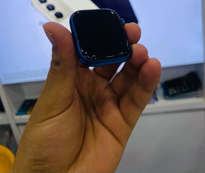 APPLE WATCH SERIES 7 45MM 0