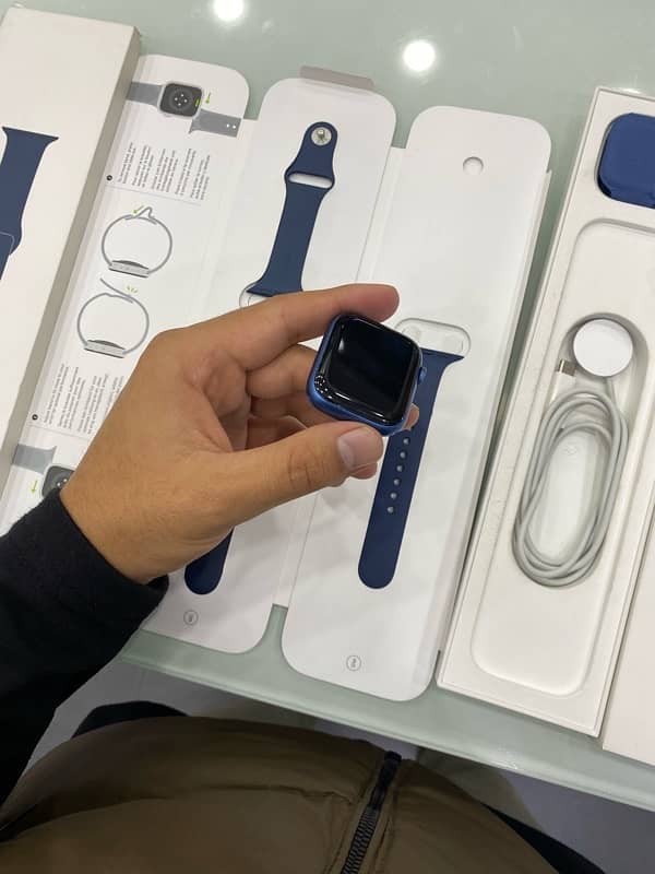 APPLE WATCH SERIES 7 45MM 6