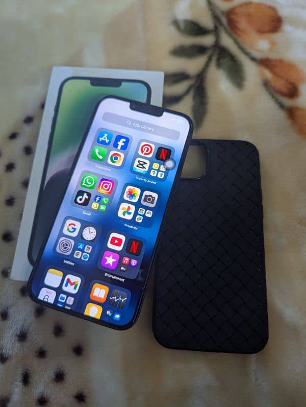 iPhone 14 Plus jv Box 0