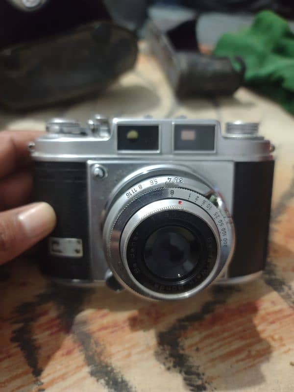 Old Antique cameras beautiful condition 6