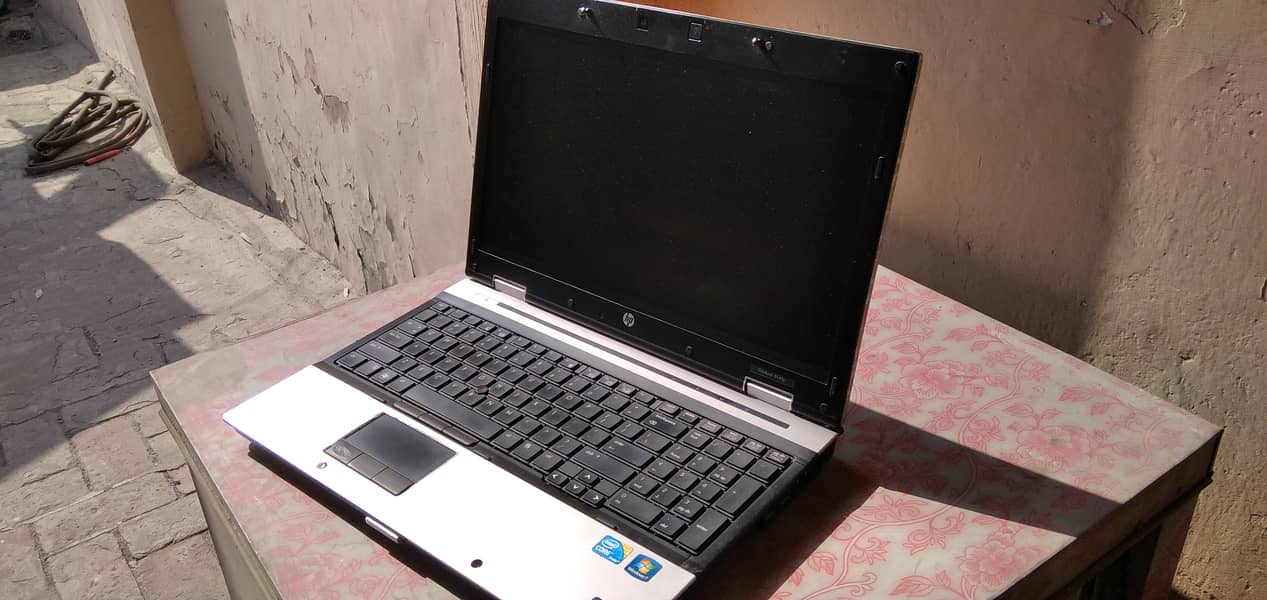 Hp Elite book 8540p for sale 4