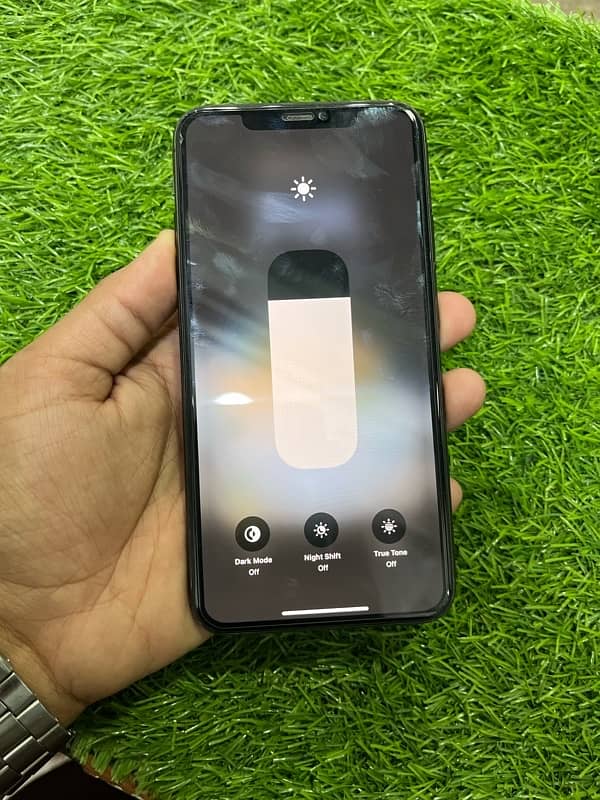 Iphone 11 Pro Max ( Non Pta JV) 64GB 4