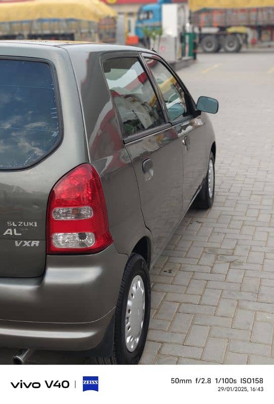 Suzuki Alto 2009 3