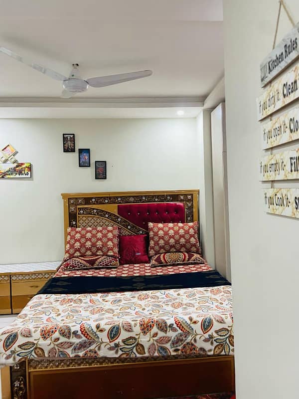 STUDIO 1 BED FURNISHED FOR RANT IN GULBERG GREEN 2