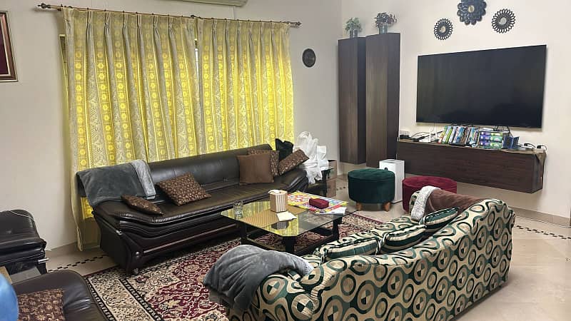 I Kanal Upper Portion Available For Rent at C Block Valencia Town Lahore 4