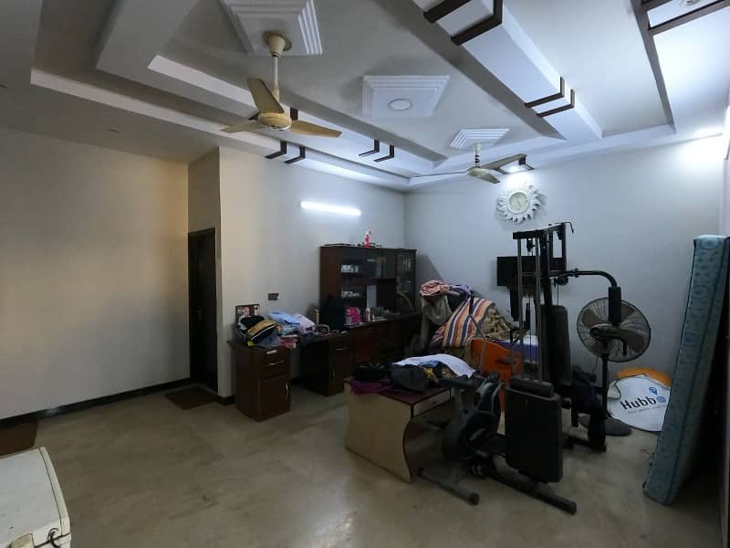 Prominently-Located Prime Location 160 Square Yards House Available In Naya Nazimabad - Block C 15