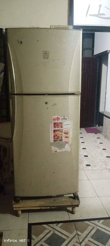 dawlance fridge used 2