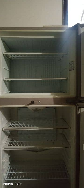 dawlance fridge used 3