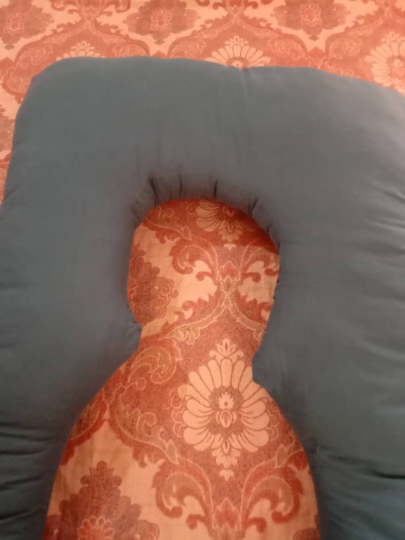 pregnancy pillow 3