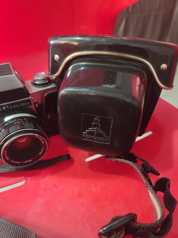 Old Antique cameras beautiful condition 19