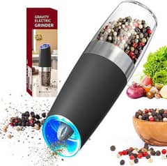 Electric salt and pepper grinder and chopper