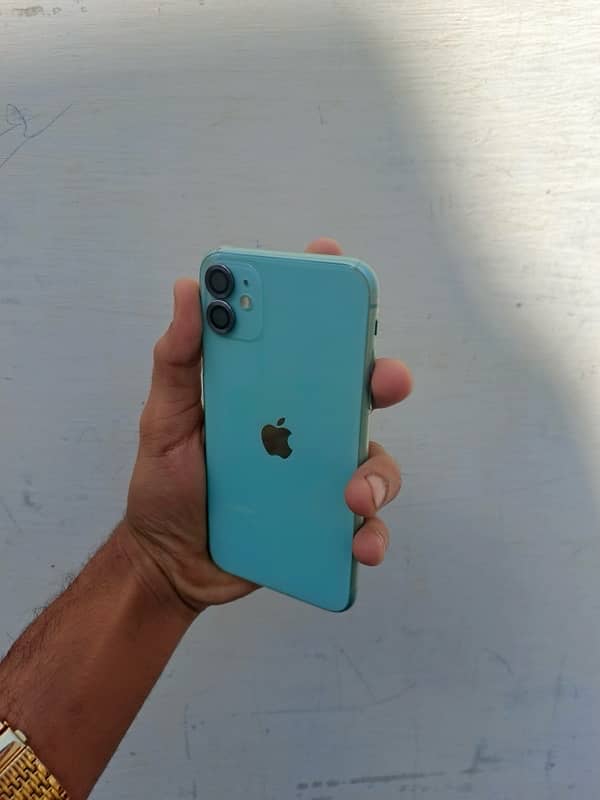 IPhone 11 64gb non PTA waterseal 2