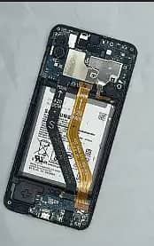 Samsung Mobile A20 (Damage) 1