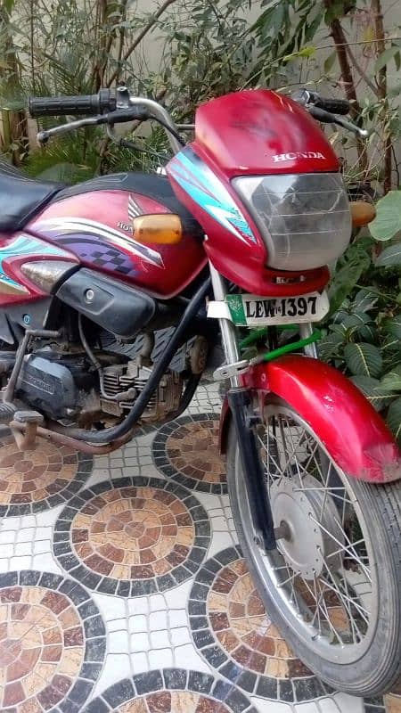 Honda pridor Motorcycle 0