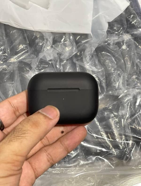 airpods pro 2 matte black colour 0